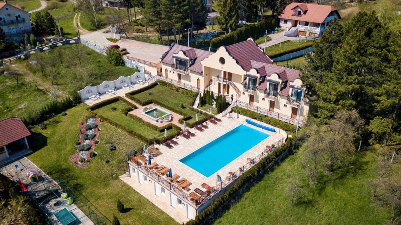 Suncani Breg Apartments Vrdnik Luaran gambar