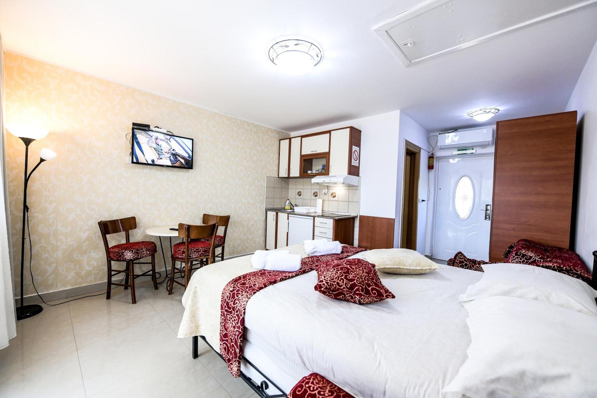 Suncani Breg Apartments Vrdnik Bilik gambar