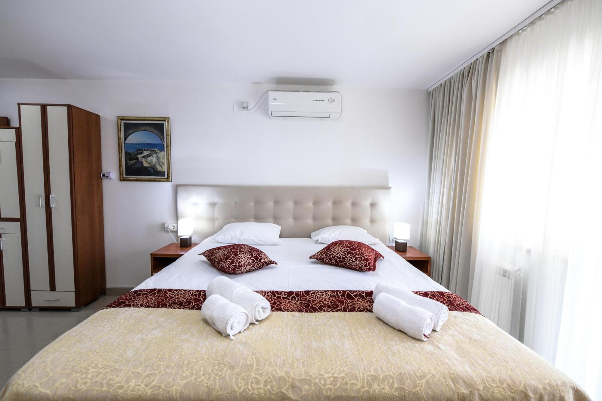 Suncani Breg Apartments Vrdnik Bilik gambar