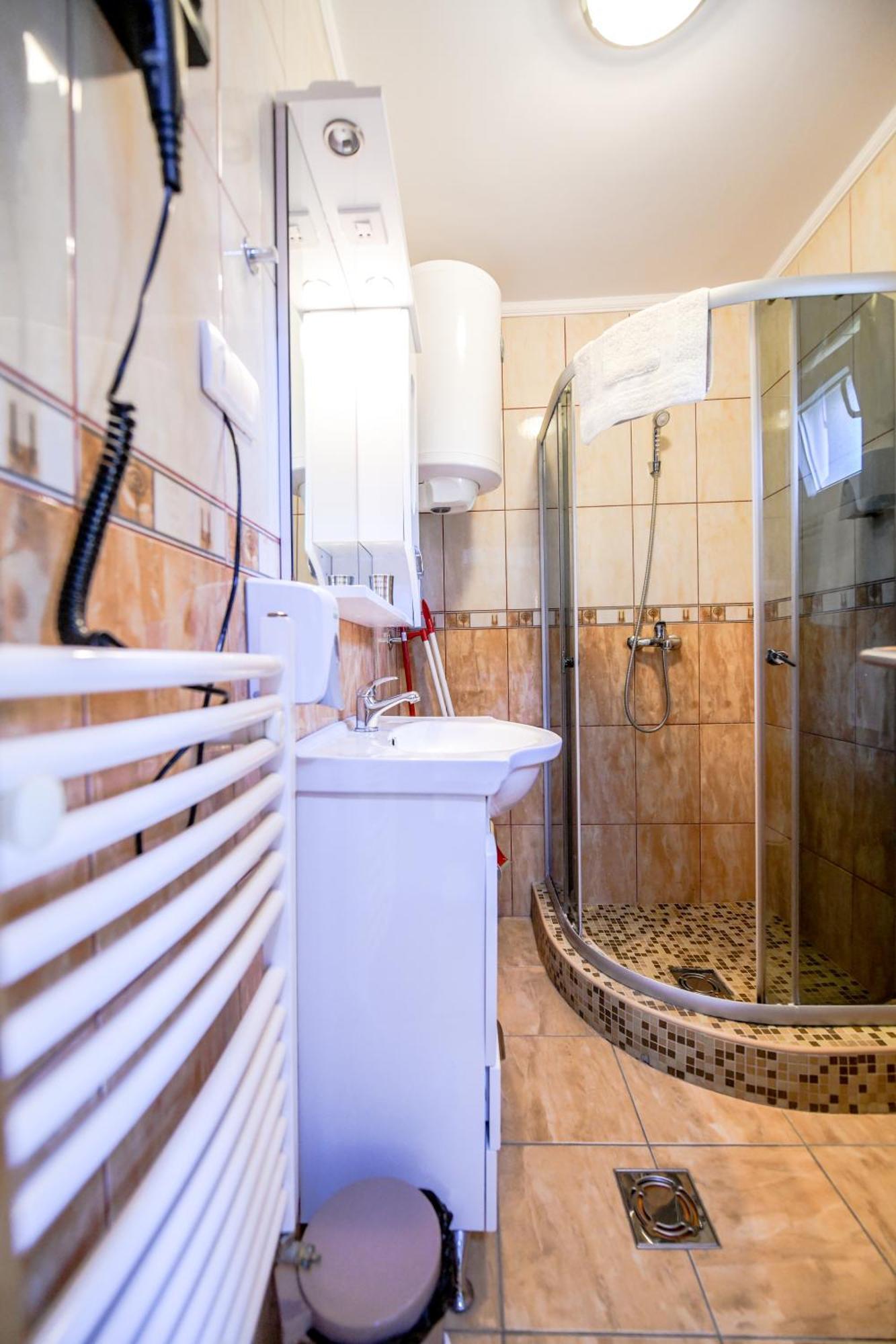 Suncani Breg Apartments Vrdnik Bilik gambar